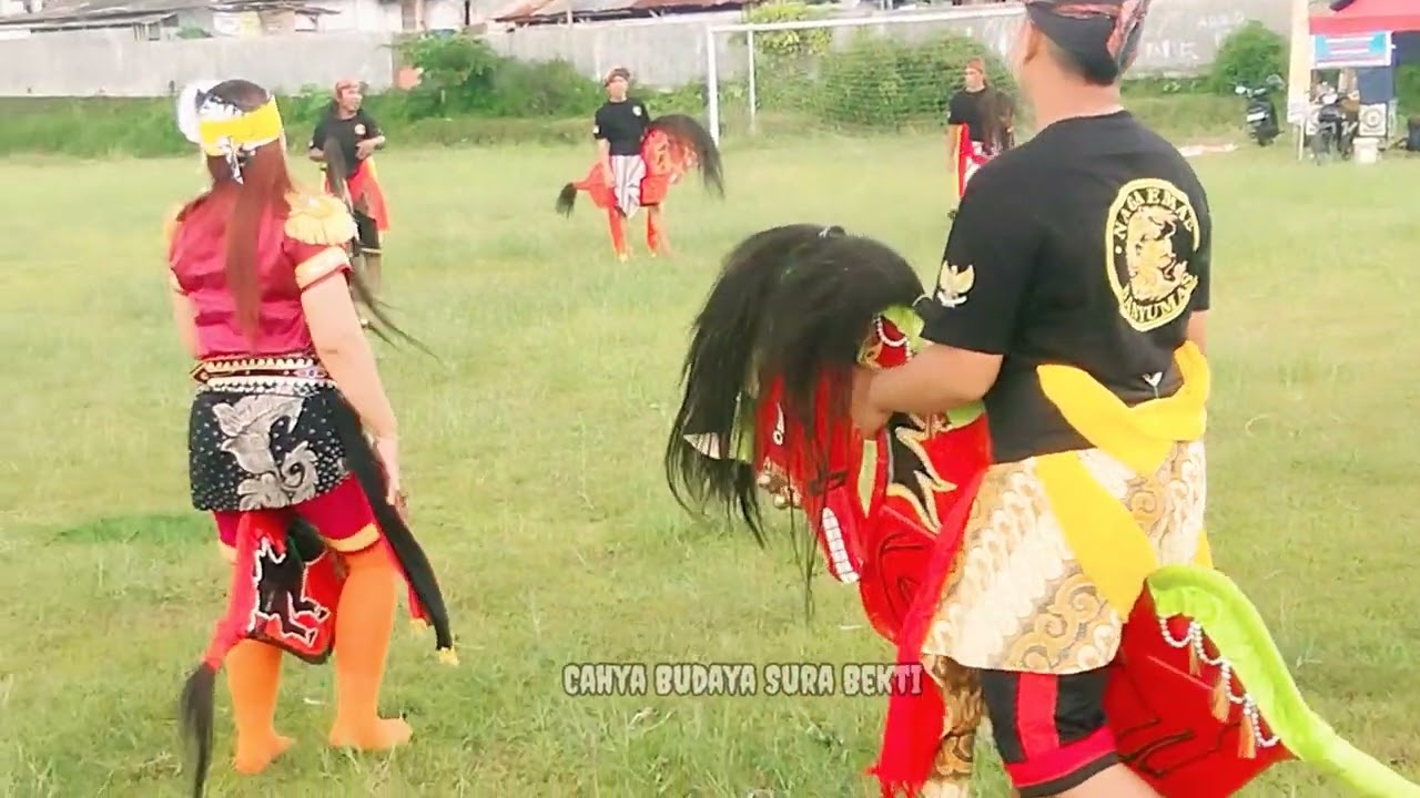 Tarian Ebeg Banyumasan CAHYA BUDAYA SURA BEKTI