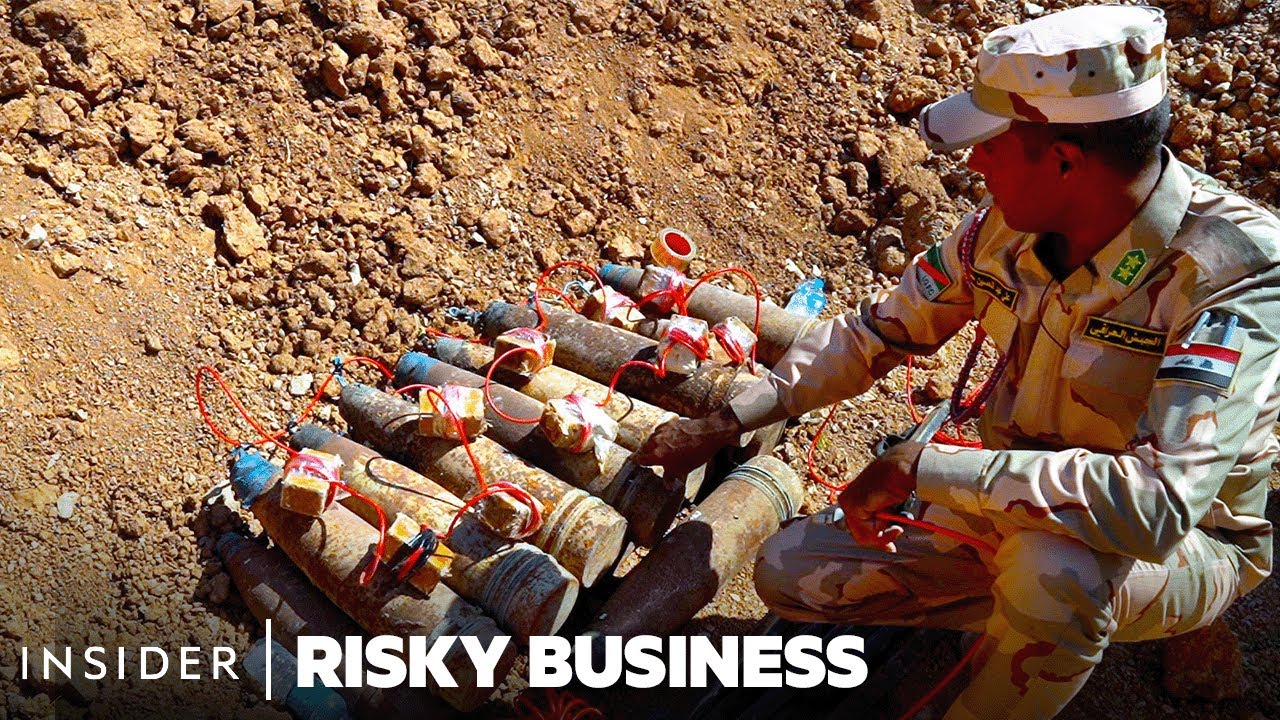 Why Digging Up Homemade Bombs Is One Of The Most Dangerous Jobs In Iraq | Risky Business