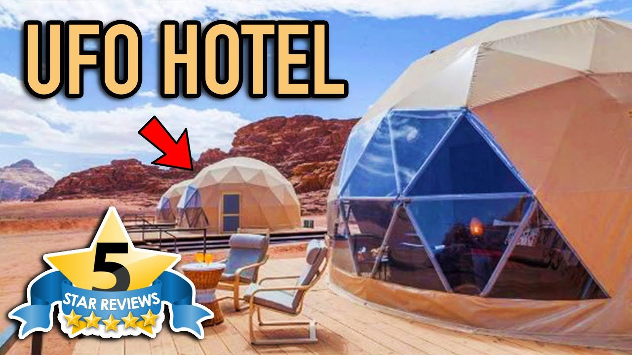 Ecco come si DORME IN UN UFO HOTEL nel deserto