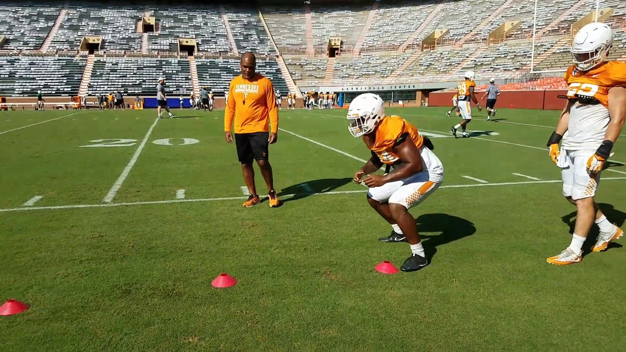 Tennessee fall practice 18 - Linebackers