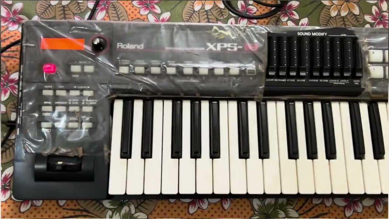 Roland xps 10 keyboard display problem. #repair. #open