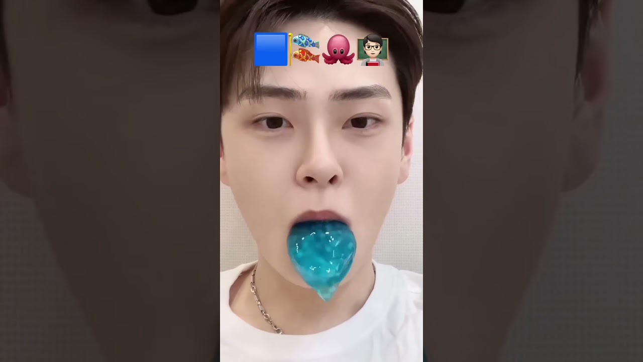 Makan agar agar #funny #makanemoji #funnysongs #memes #makananemoji #eatingchallenge #comedy