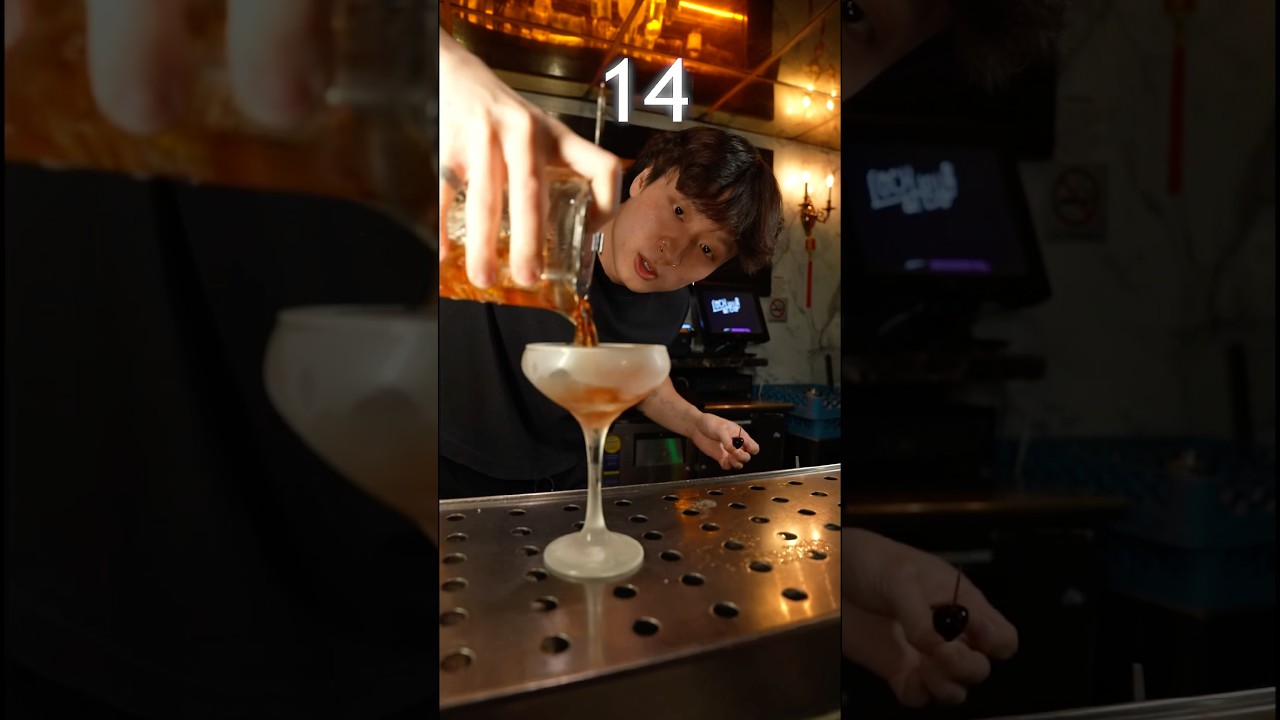 1 Minute Manhattan #cocktails #mixology #bartending #bartender #barchemistry