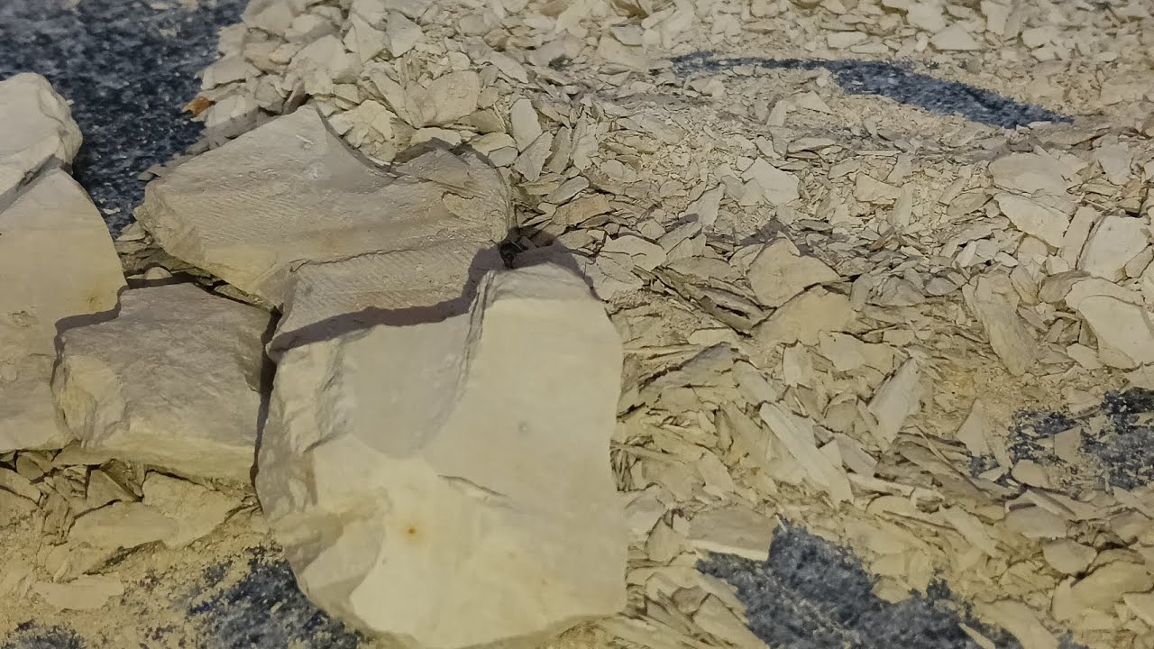  Mitti Lovers Special | Multani Mitti ASMR🤤#MultaniMitti#MittiASMR#DesiASMR#slatepencil #eatingasmr