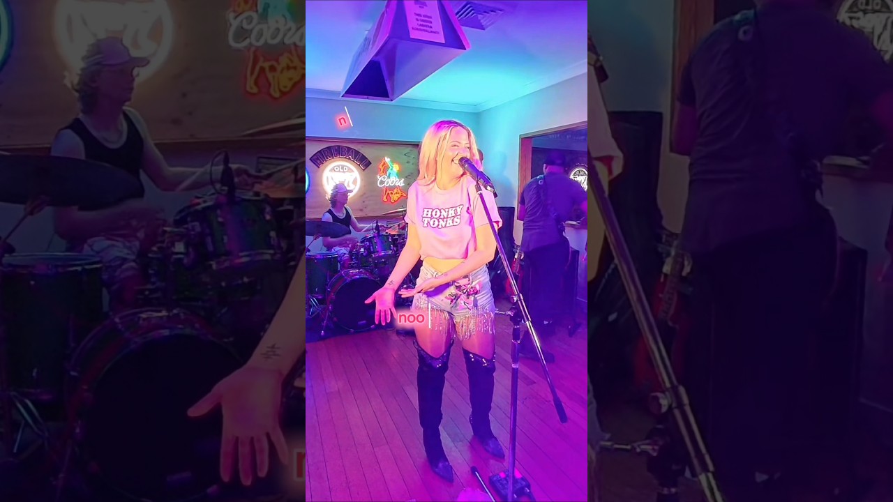 I'm never short of a song idea that's for sure 🤣#yournewfavouritecountryartist #katiejayne