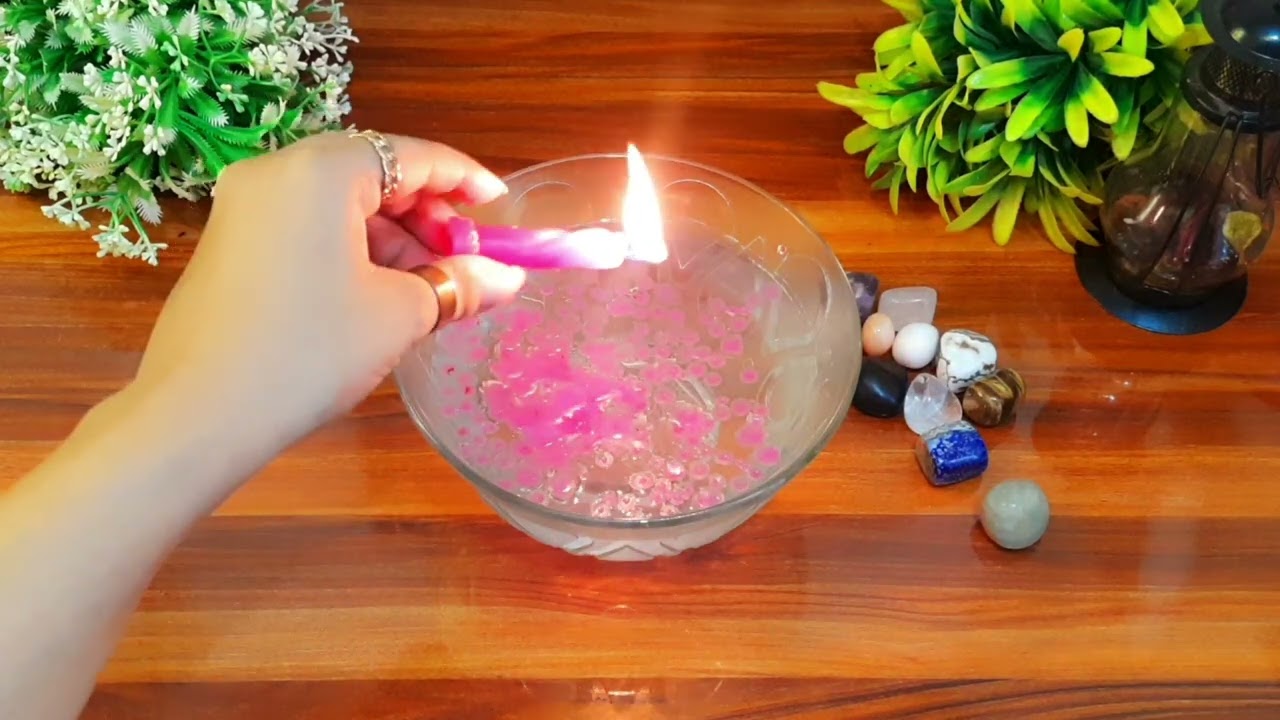 Candle wax 🕯️ उनके दिल मे क्या है आपके लिए Unke dil m kya hai apko liye