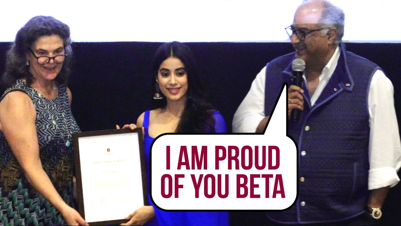 Janhvi Kapoor Wins SHOOTING STAR Award | Boney Kapoor EMOTIONAL Speech
