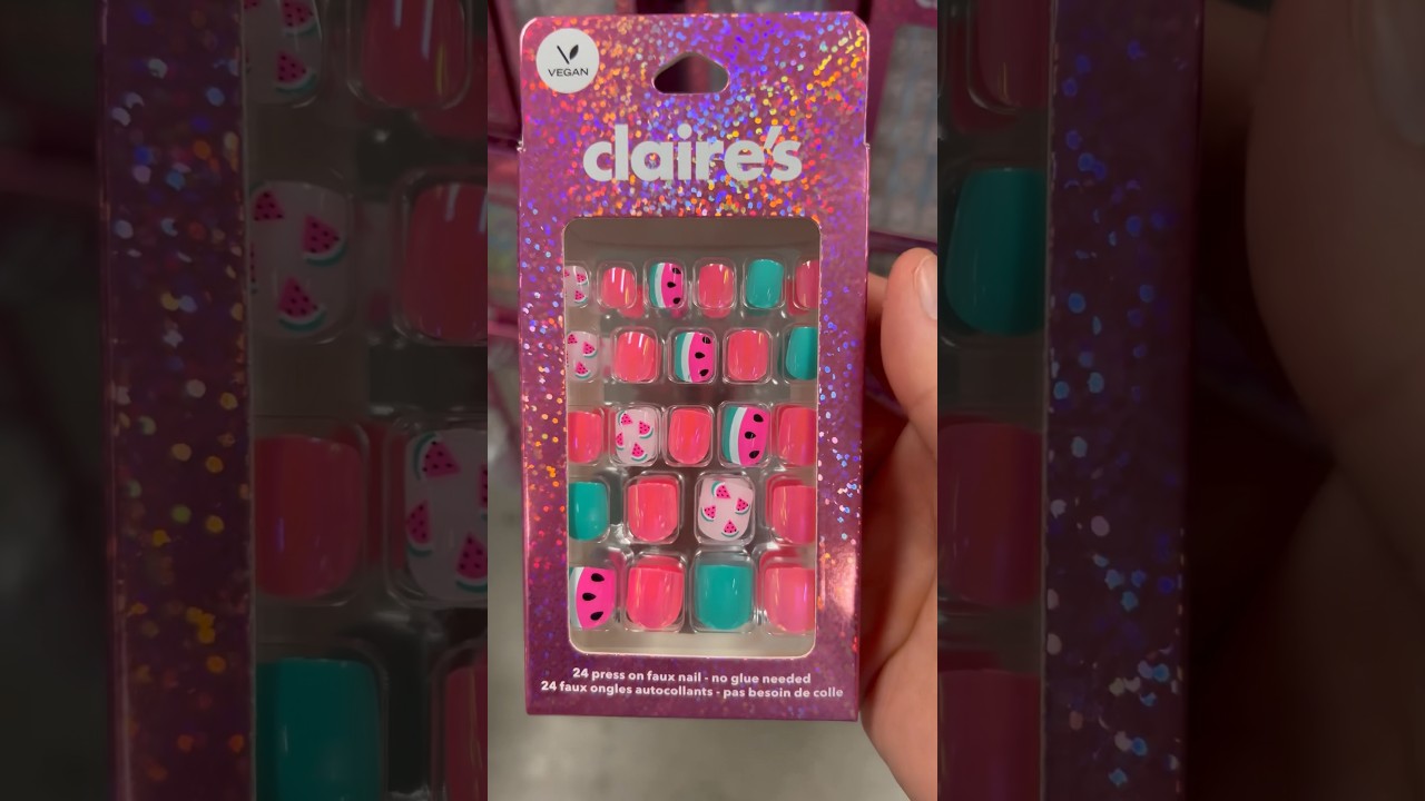 Gorgeous press-on nails at Claire’s, Utah 