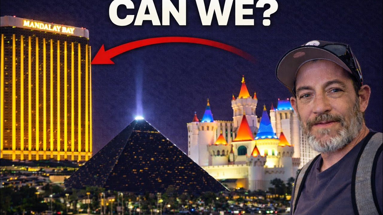 Как пройти пешком от отеля Excalibur до отеля Mandalay Bay, не выходя на улицу.