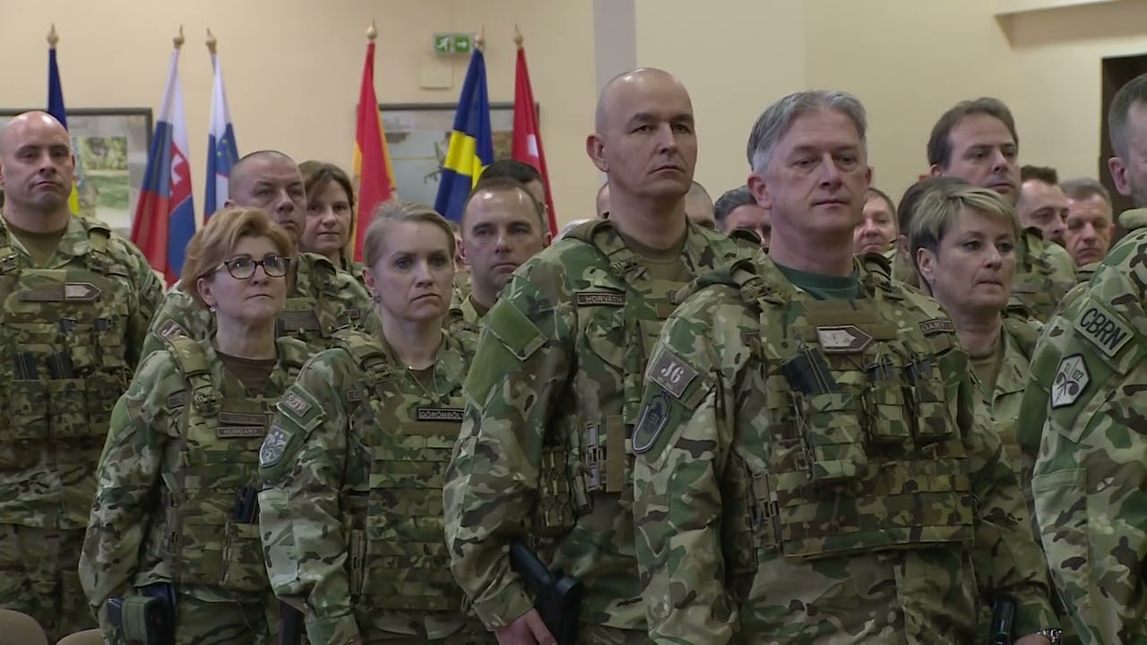 MEGALAKULT AZ ÚJ PARANCSNOKSÁG