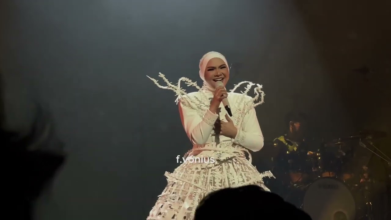 Puas Sudah - Aina Abdul (Live at Imaji Tour KL)