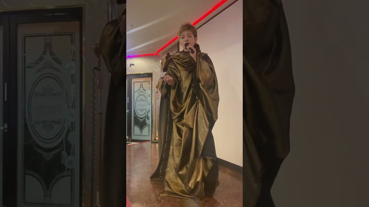 花乱舞　青山ひかる