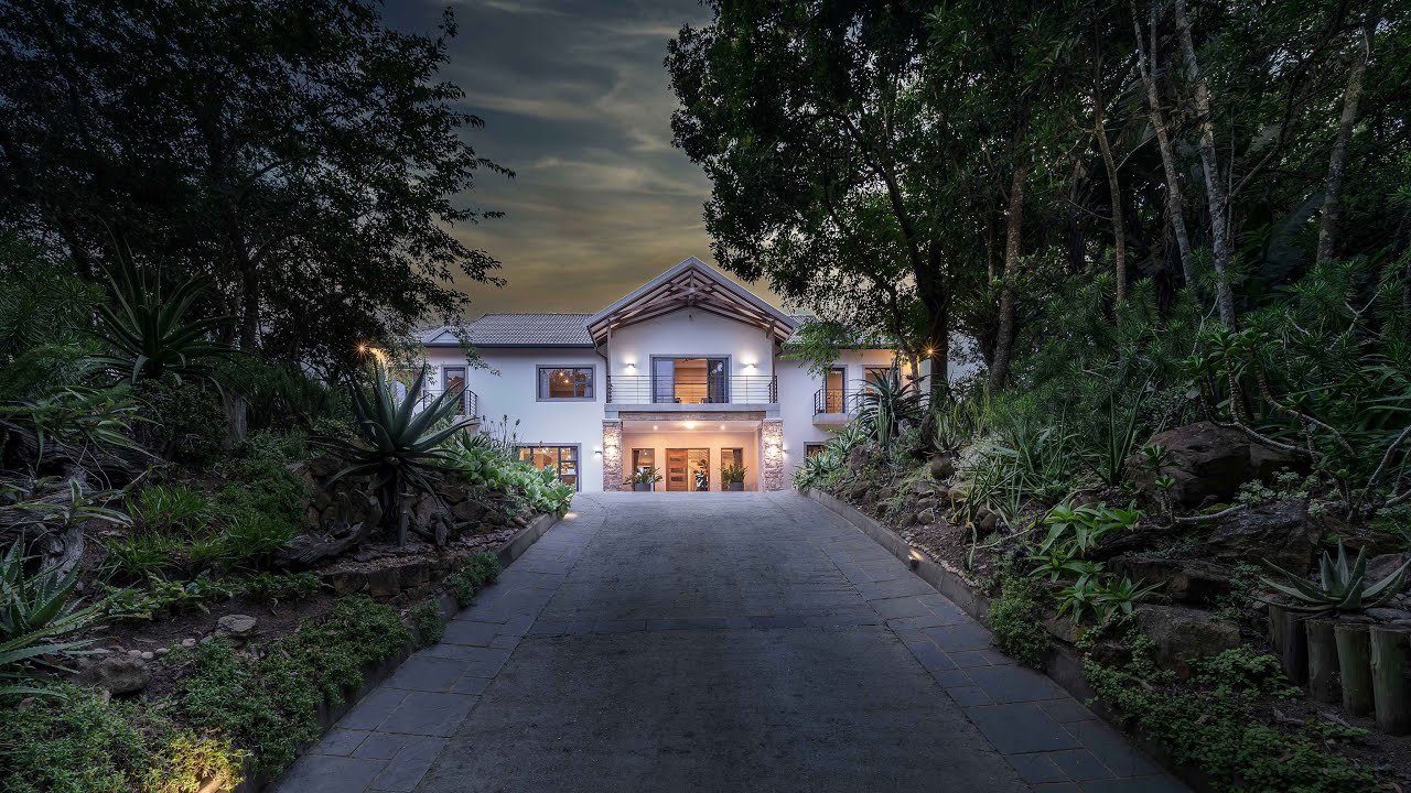 Magnificent Home For Sale In Everton