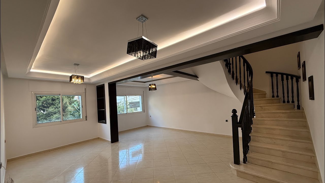 لظروف الانتقال 😍 دوبلكس محفظ مع مرآب خاص 👑 للبيع في قلب تطوان 👌مساحته 133 متر 🔑 0662125633