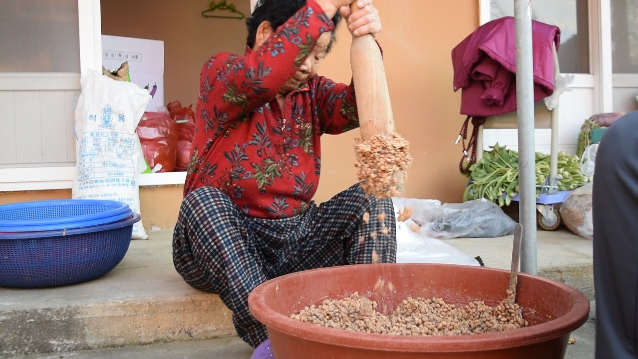 찬바람 불 땐 뜨끈한 시골할매표 청국장🥘