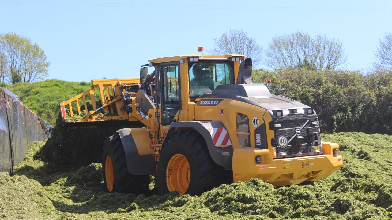Volvo L110H With Joystick Steering