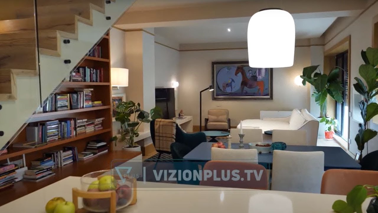 Nje apartament plot ngjyra nga Ingrid Martini / Shtepite moderne te Shqiperise - Living Room