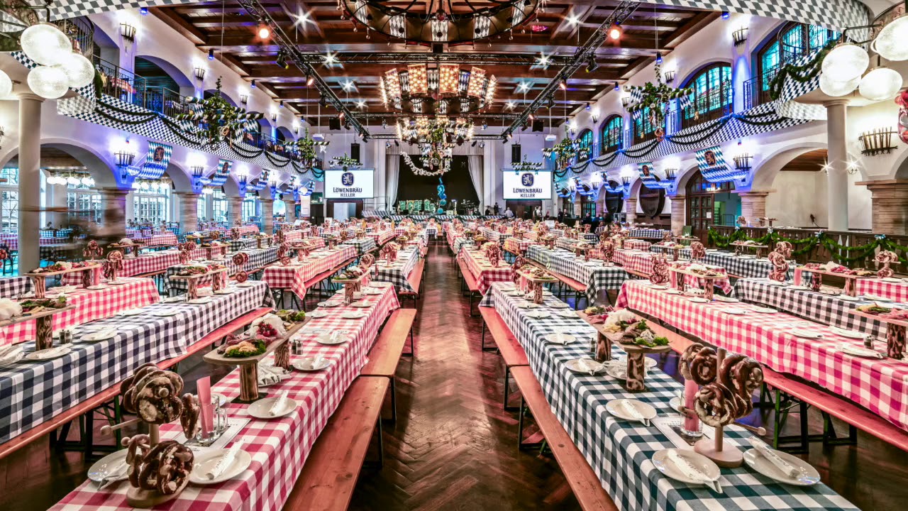 L&ouml;wenbr&auml;ukeller Starkbierfest