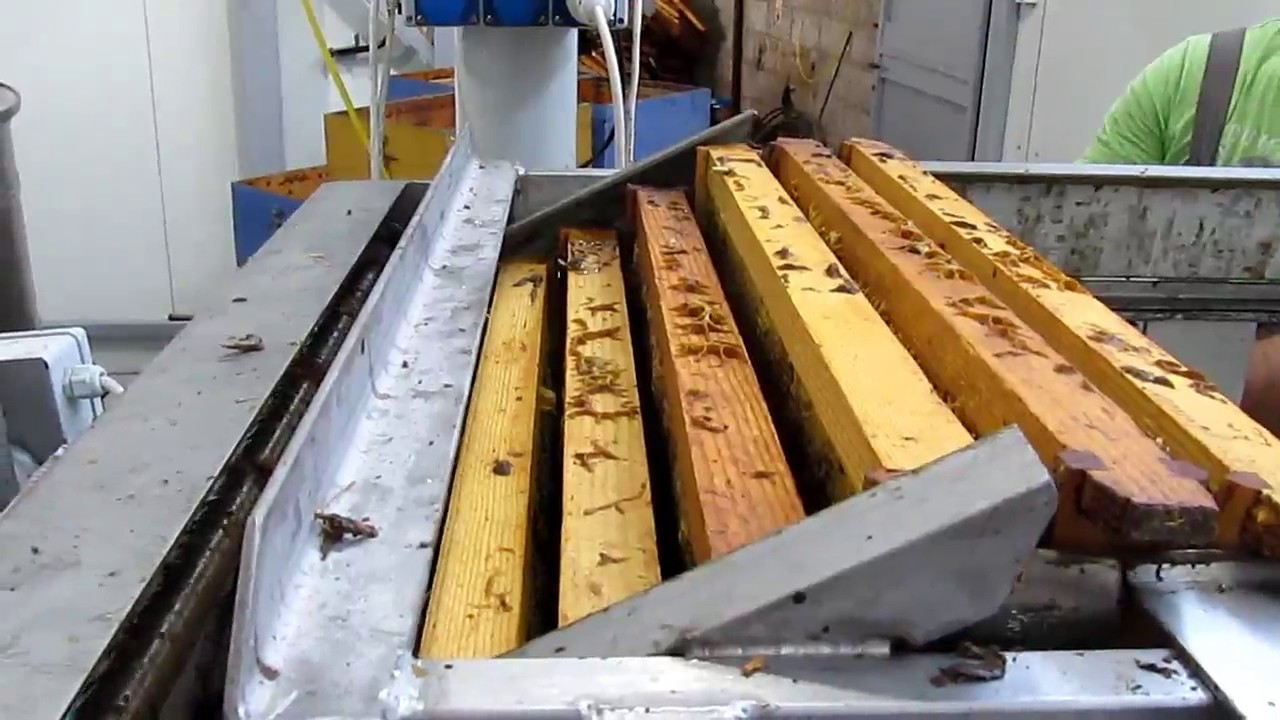 APITEC UNCAPPING MACHINE + DEBOXER