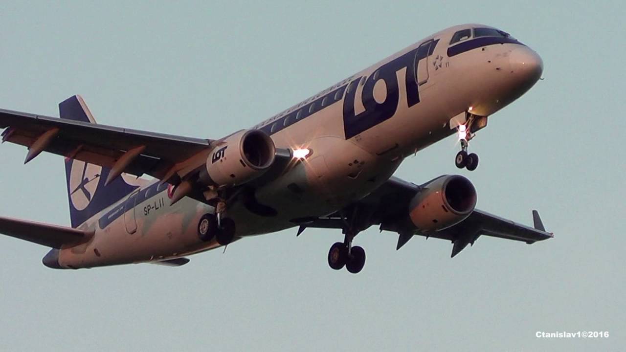 Embraer ERJ-175LR SP-LII LOT (600th E jet Livery)