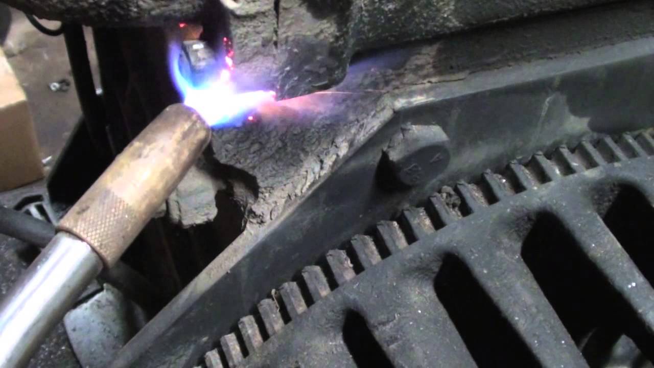 Bobcat engine removal 3