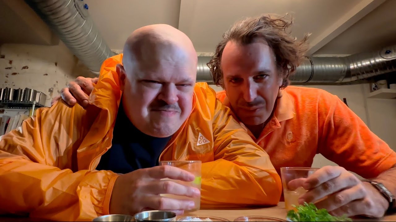 Chilly Gonzales - Nos Meilleures Vies (feat. Teki Latex) (Official Video)