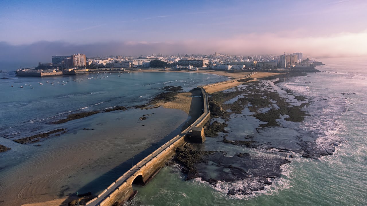 La Caleta (Cadiz) a vista de dron / La Caleta (Cadiz, Spain) drone view