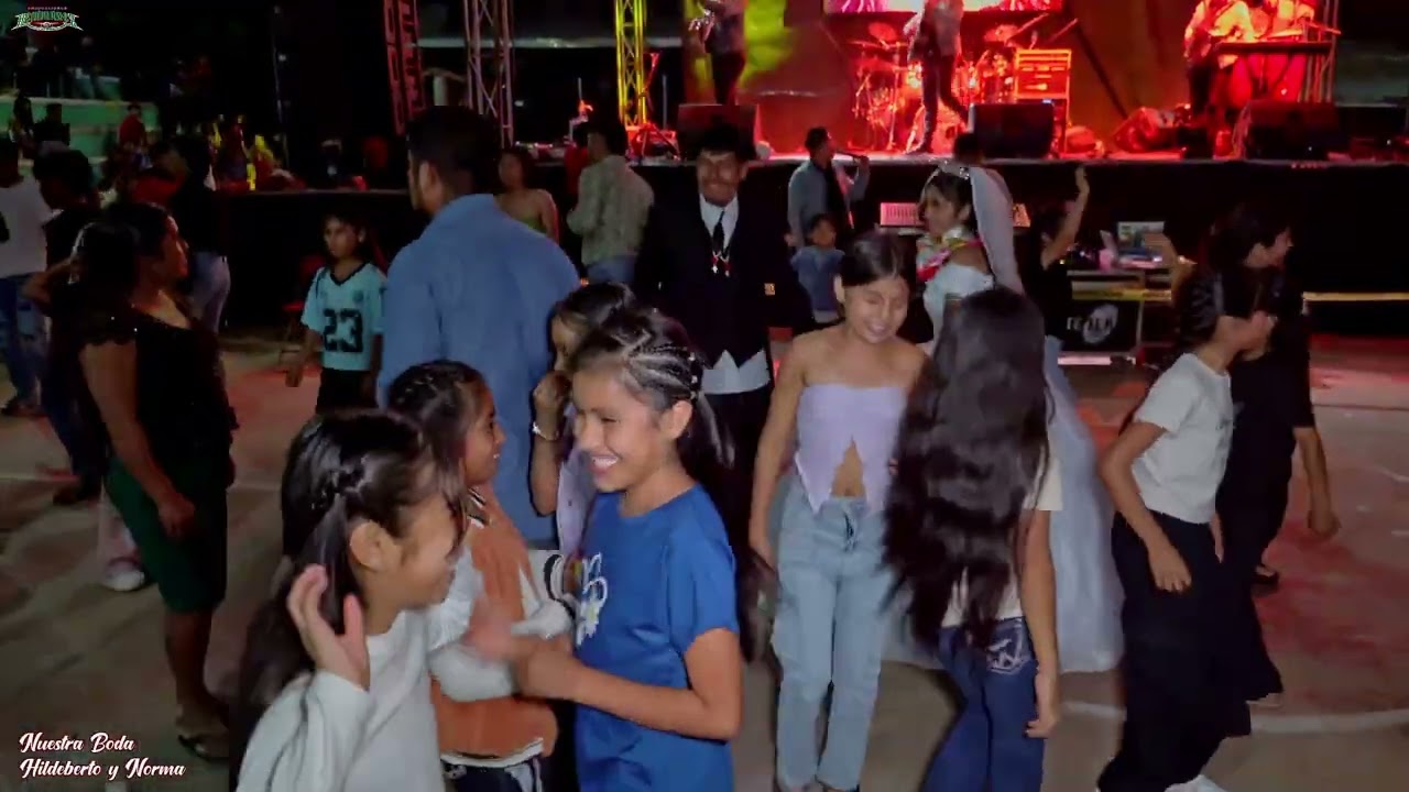 BARRIO VISTA HERMOSA, CERRO DEL AIRE  ( BODA DE HILDEBERTO Y NORMA))  GPO CÓDIGO 5-7.