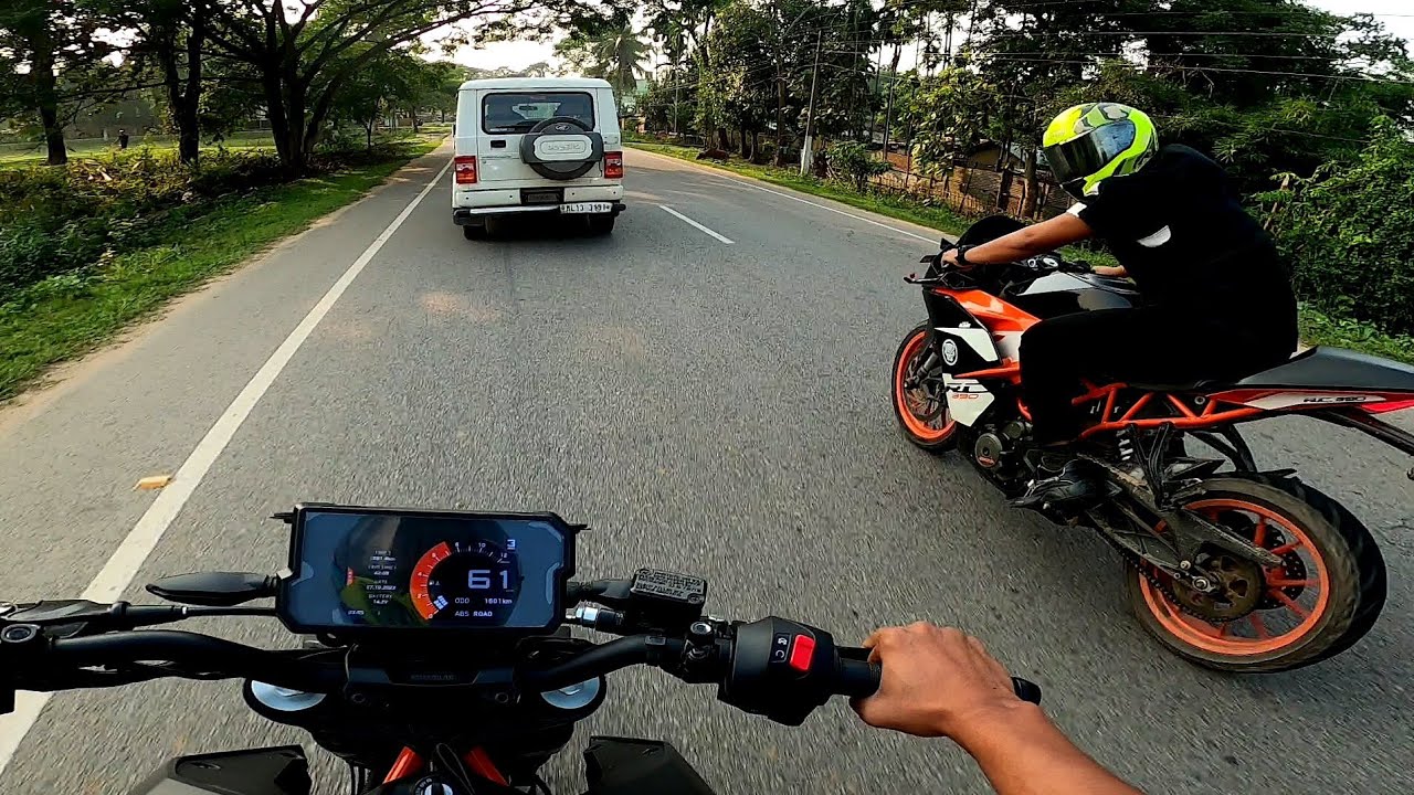 Rc 390 Vs Duke 390 | Who will win 😯??