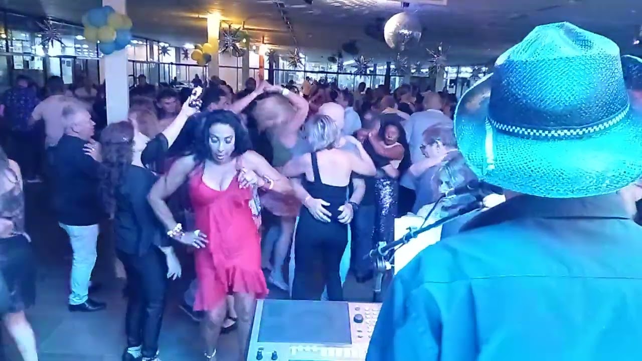Janio Silva ao vivo em Taguatinga DF. Clube da portuguesa 