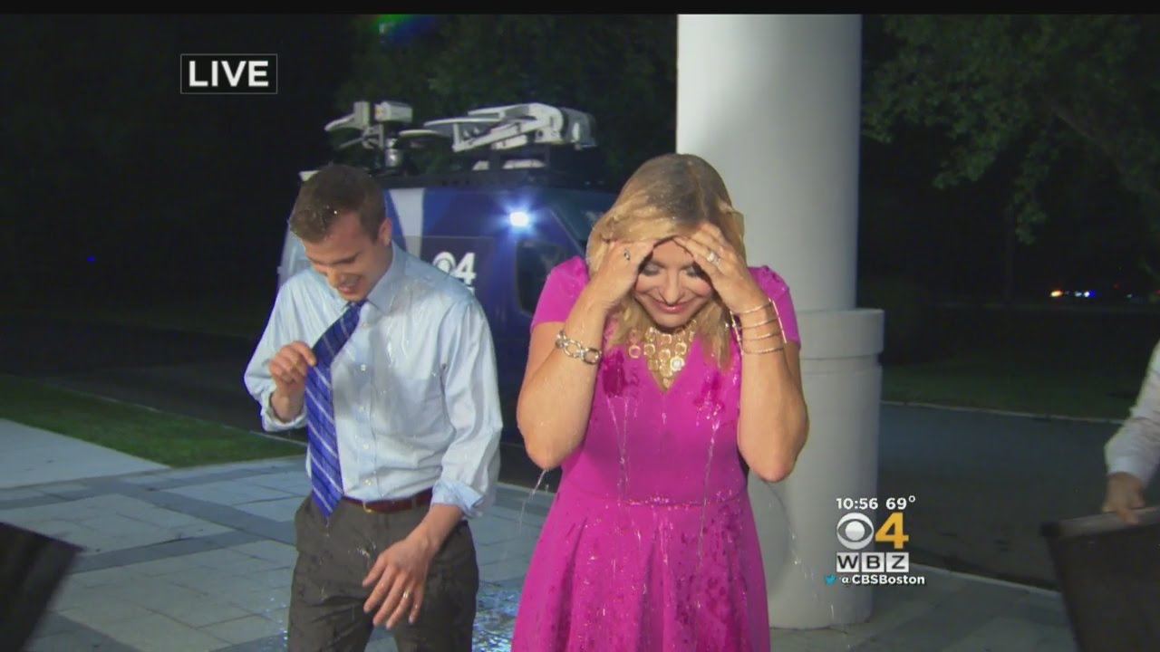 Paula Ebben, Liam Martin Take Part In Ice Bucket Challenge