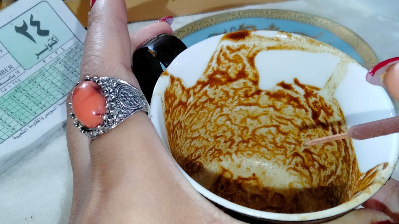 برج الحوت 🙄🙄 حبيبك واعرف ما وراء تغيره😯 وثلاث ورقات انتبه عليهم ✍️ وهنا موفق✍️