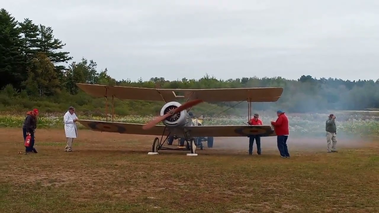 2 WW1 Airplane Engines Start Ups
