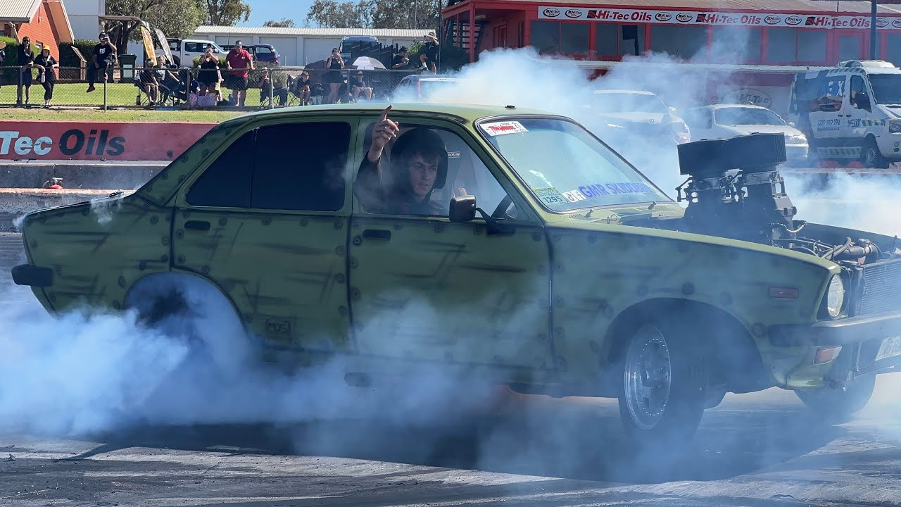 Tyre Massacre 2026 Tip-in comp/party skids