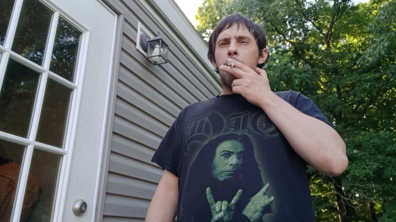 My first cannabis product review. Weed cigs.