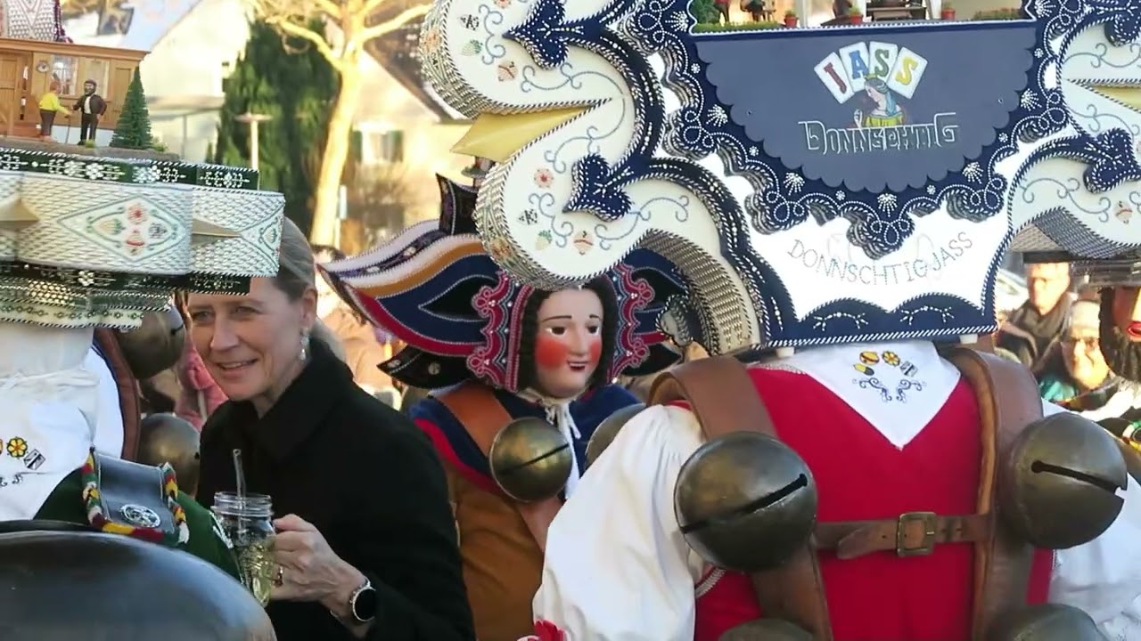 Silvesterchläuse in Urnäsch und Herisau