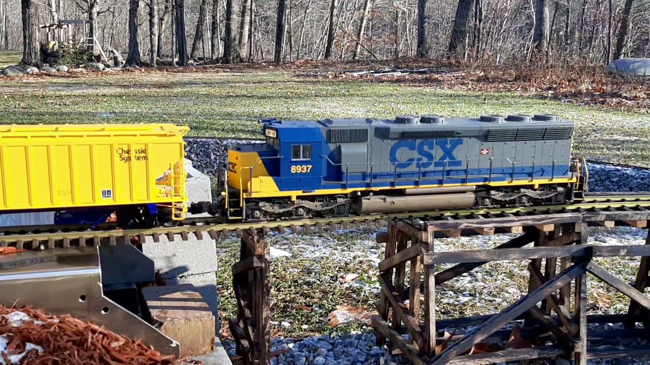 G scale Maine Central gps and heavy PanAm/CSX consist!