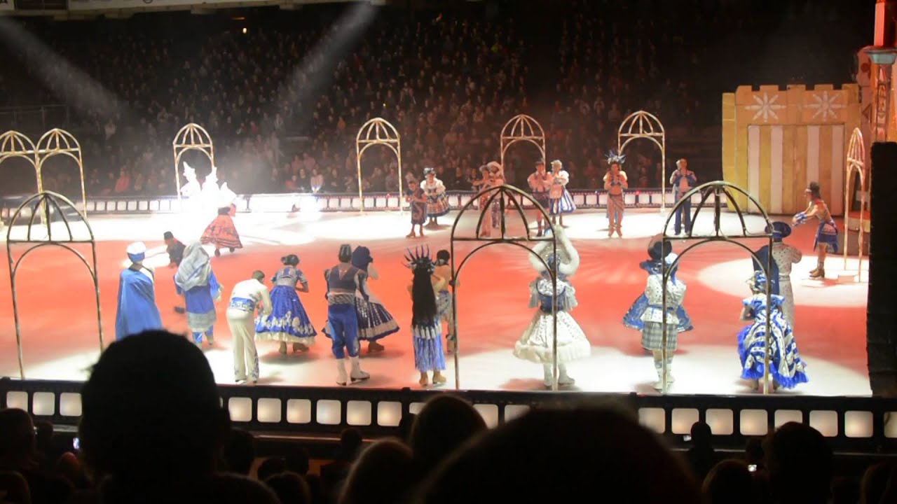 Disney On Ice - 100 years of magic @ Antwerpen: It 's a small world