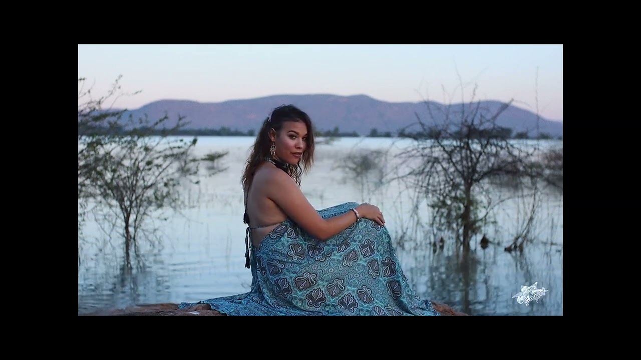 IamBrii - PHANTOM HEART(official music visi)
