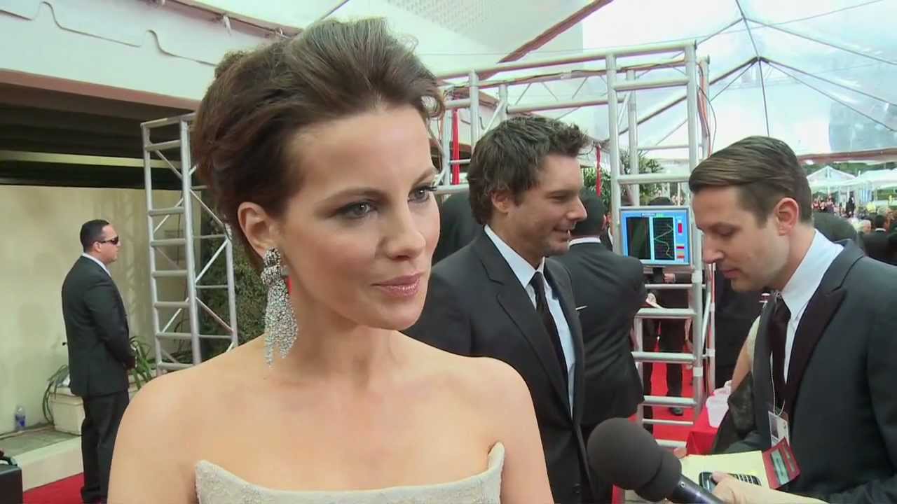 Kate Beckinsale - HFPA Red Carpet Interview- Golden Globes 2012