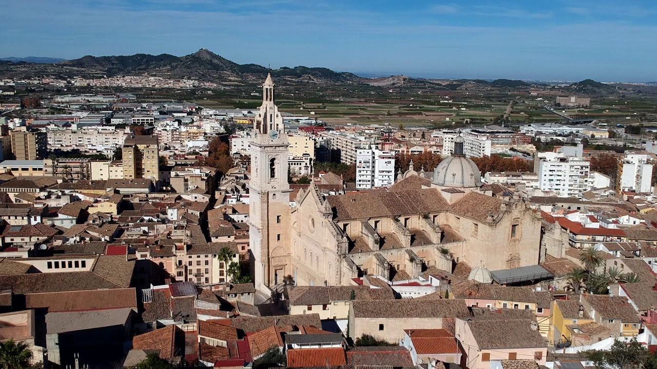 X&agrave;tiva, Spain Drone Footage - Cathedral, Landscapes and the Castle