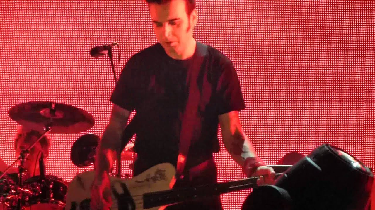 The Cure, Happy Birthday, Balloons and The Kiss - Mexico City 21 April 2013