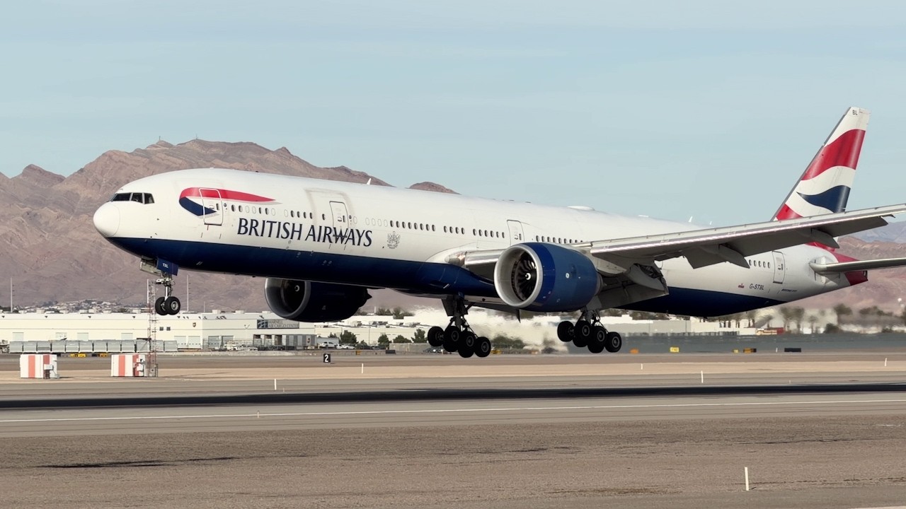 British Airways Boeing 777-300ER lands at Las Vegas | G-STBL