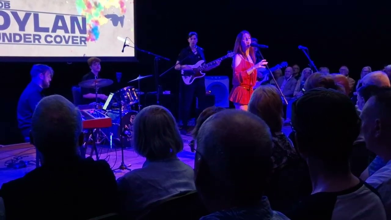 Kiah Spurle with The Night Owl Band - Positively 4th Street.  Edinburgh Festival Fringe. 22/08/2025.