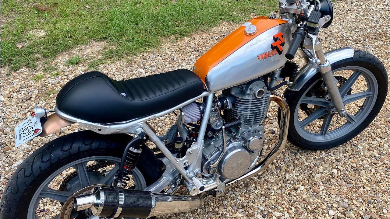 Part 2- Dissembling bottom end on 1976 Yamaha XT 500 engine