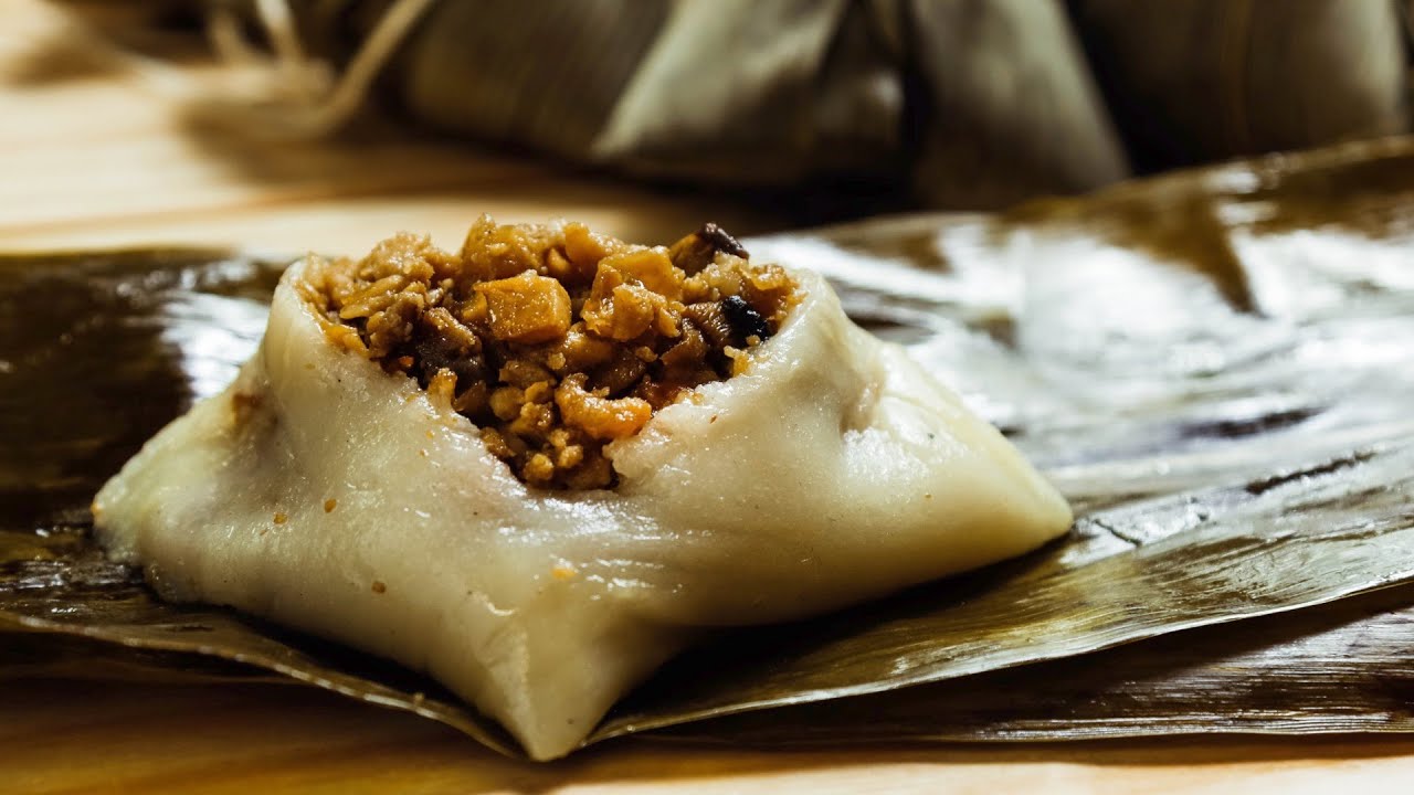 【1mintips】好吃的客家粿粽，一鍋搞定!! 糯米與在來米粉最佳比例，一學就會!! 新時代包粽法！
