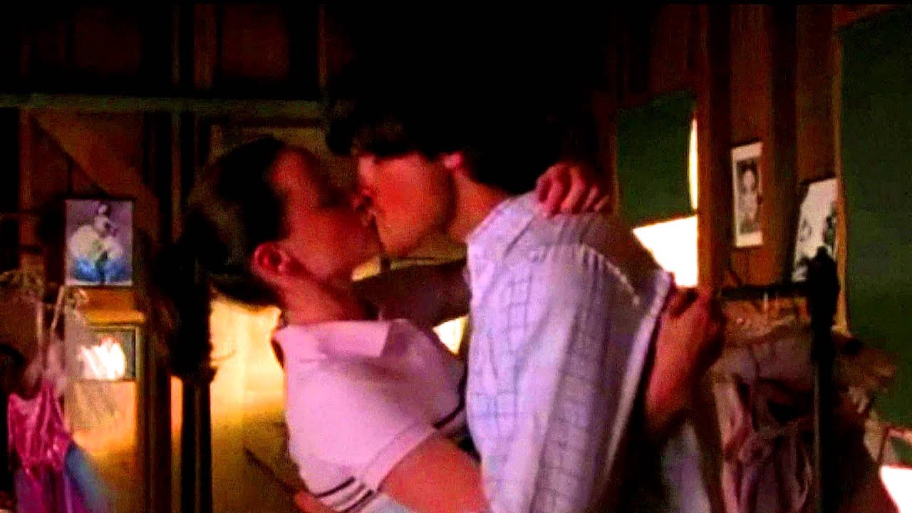 Gilmore Girls - Rory and Dean - This Kiss