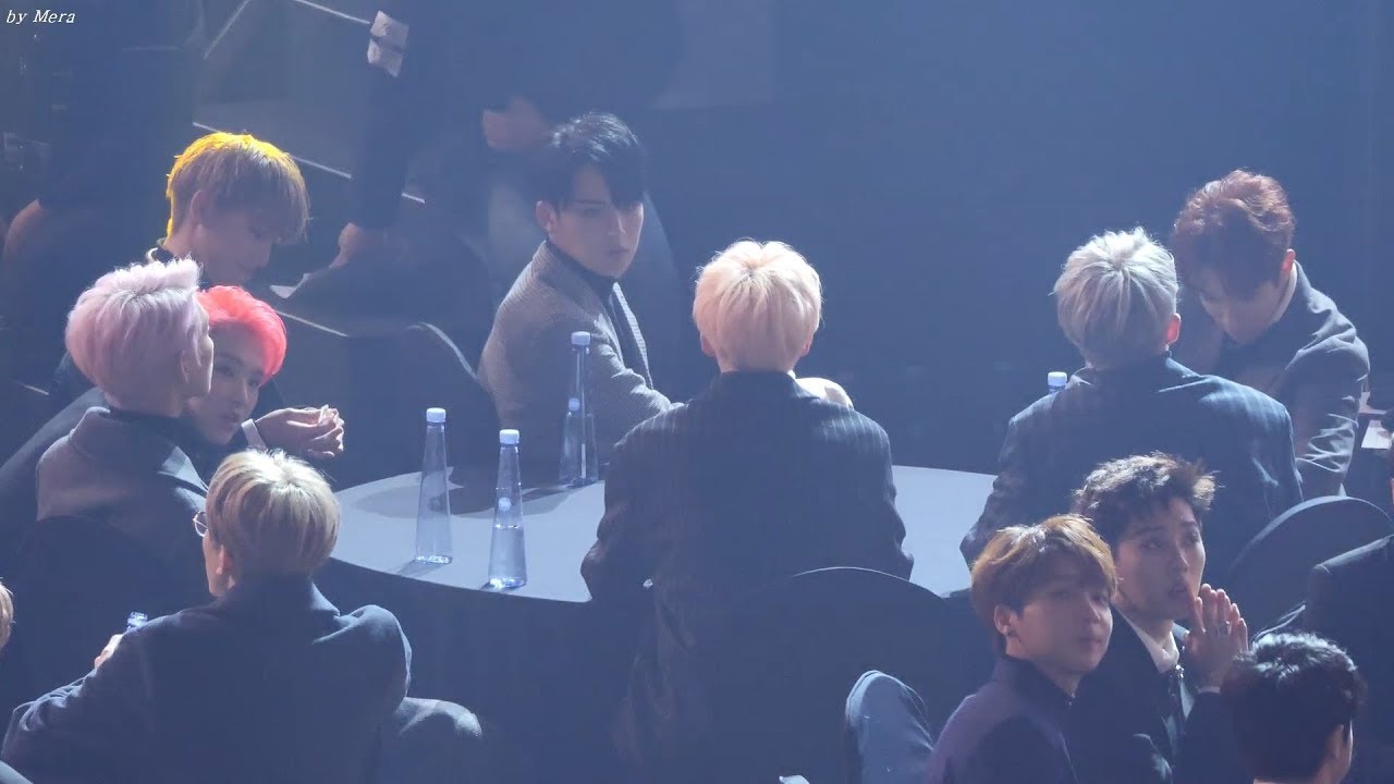 171115 세븐틴 (SEVENTEEN) 1부끝 시상식 대기 [전체] 직캠 Fancam (Asia Artist Awards) by Mera