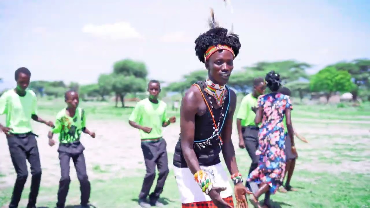 MUNGU USINIACHE BY BENARD EDOUDOU FT NGIMAT -SWAHILI GOSPEL MUSIC.