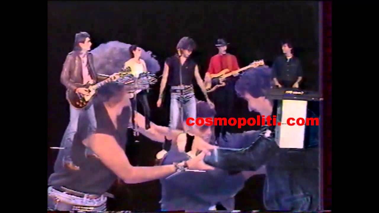 ΝΙΚΟΣ ΚΑΡΒΕΛΑΣ & ΣΑΡΠ ΤΑΙΣ